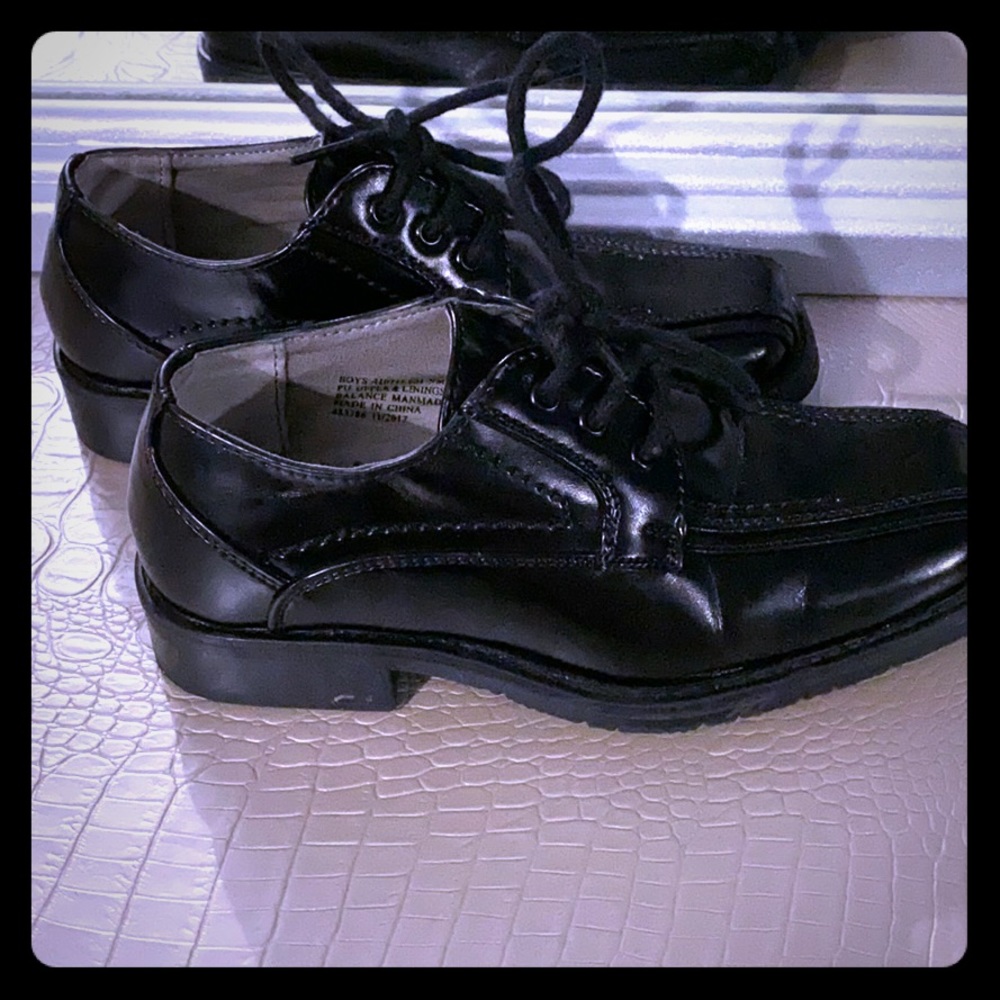 Boys Stacy Adams Dress Shoes